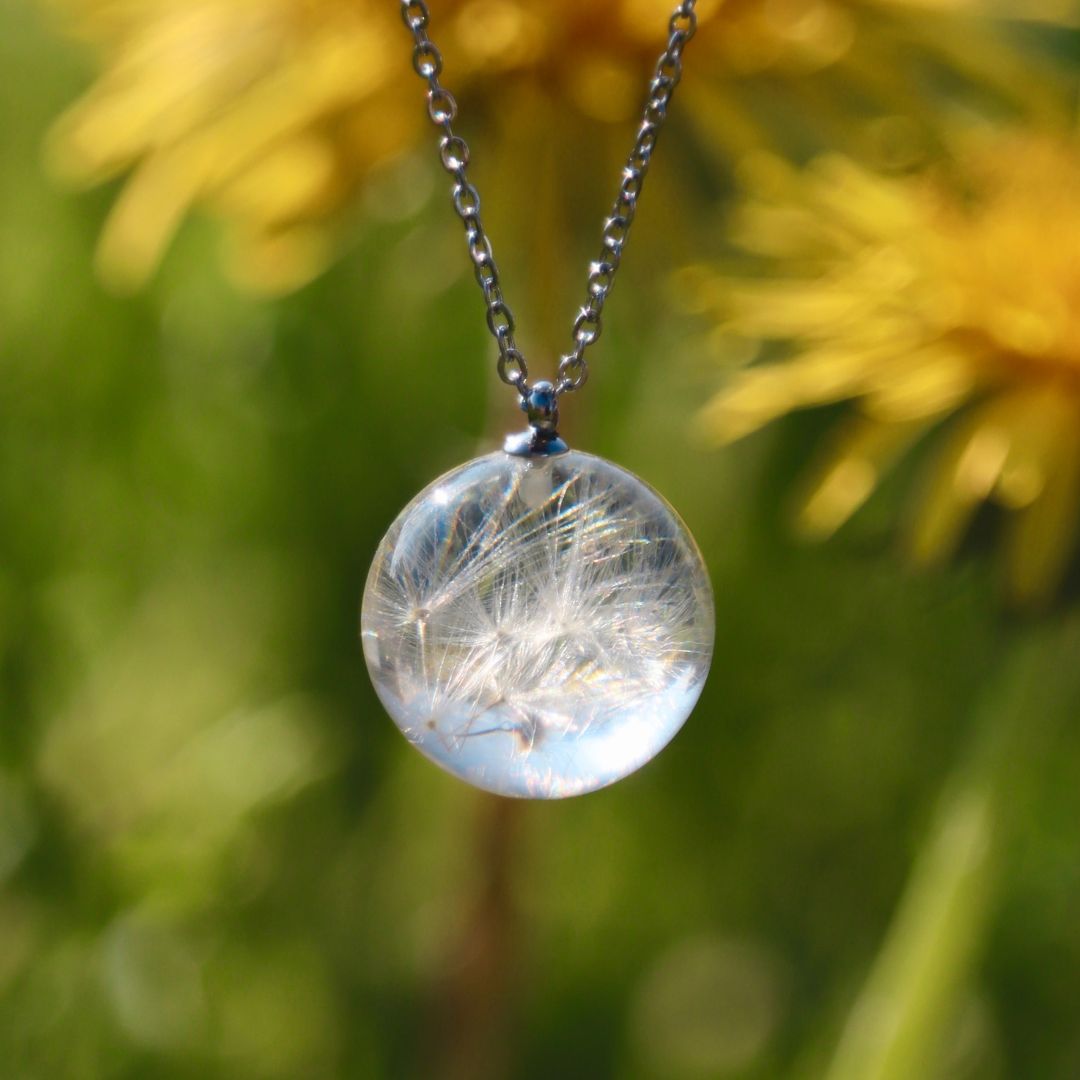 Collana sfera con fiore vero Soffione- collezione BOLLE