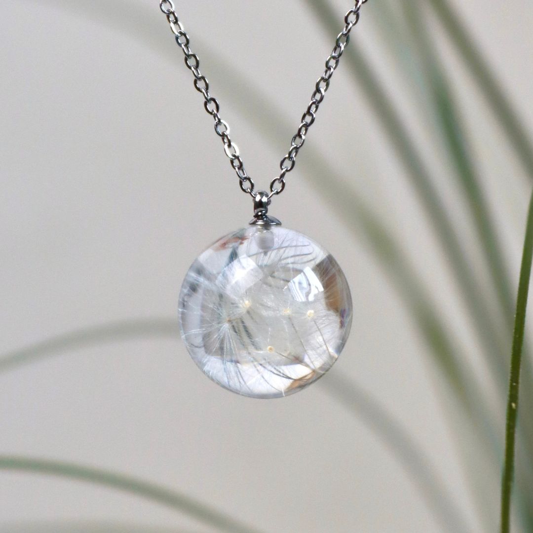 Collana sfera con fiore vero Soffione- collezione BOLLE