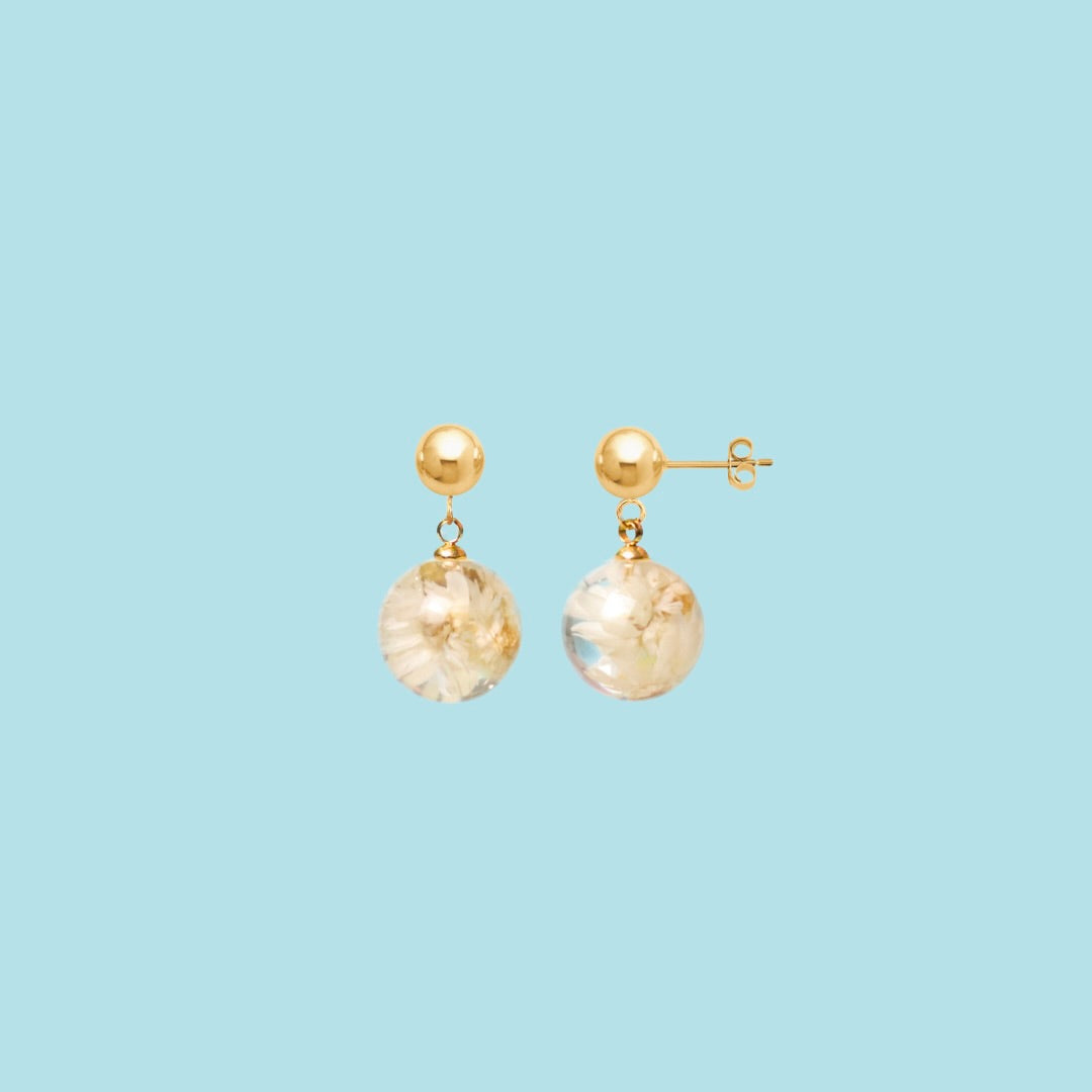 Paio di orecchini MINI BOLLE - sfere pendenti con fiore vero Glixia bianco e montatura acciaio inox