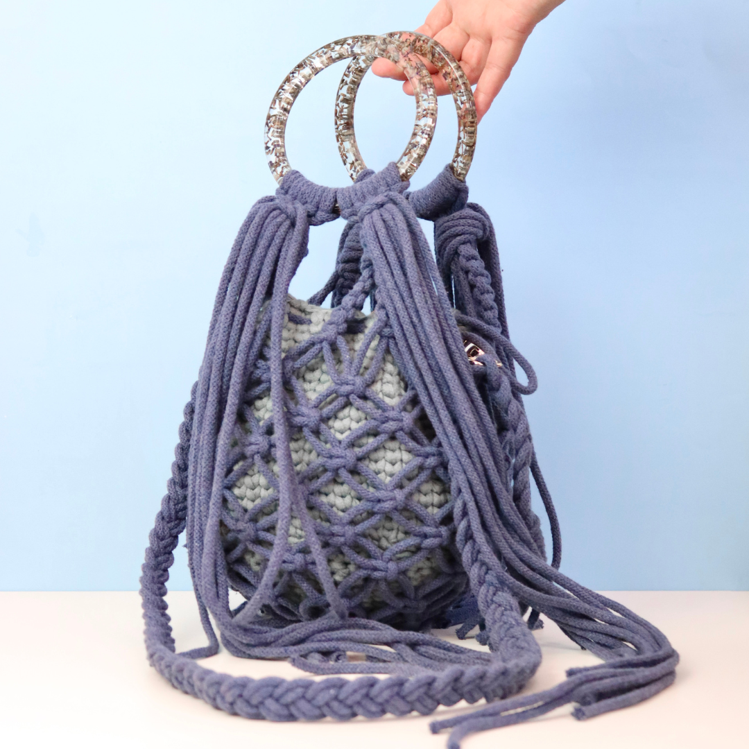 Borsa METAMORFOSI in macramè con manici in resina e Lavanda