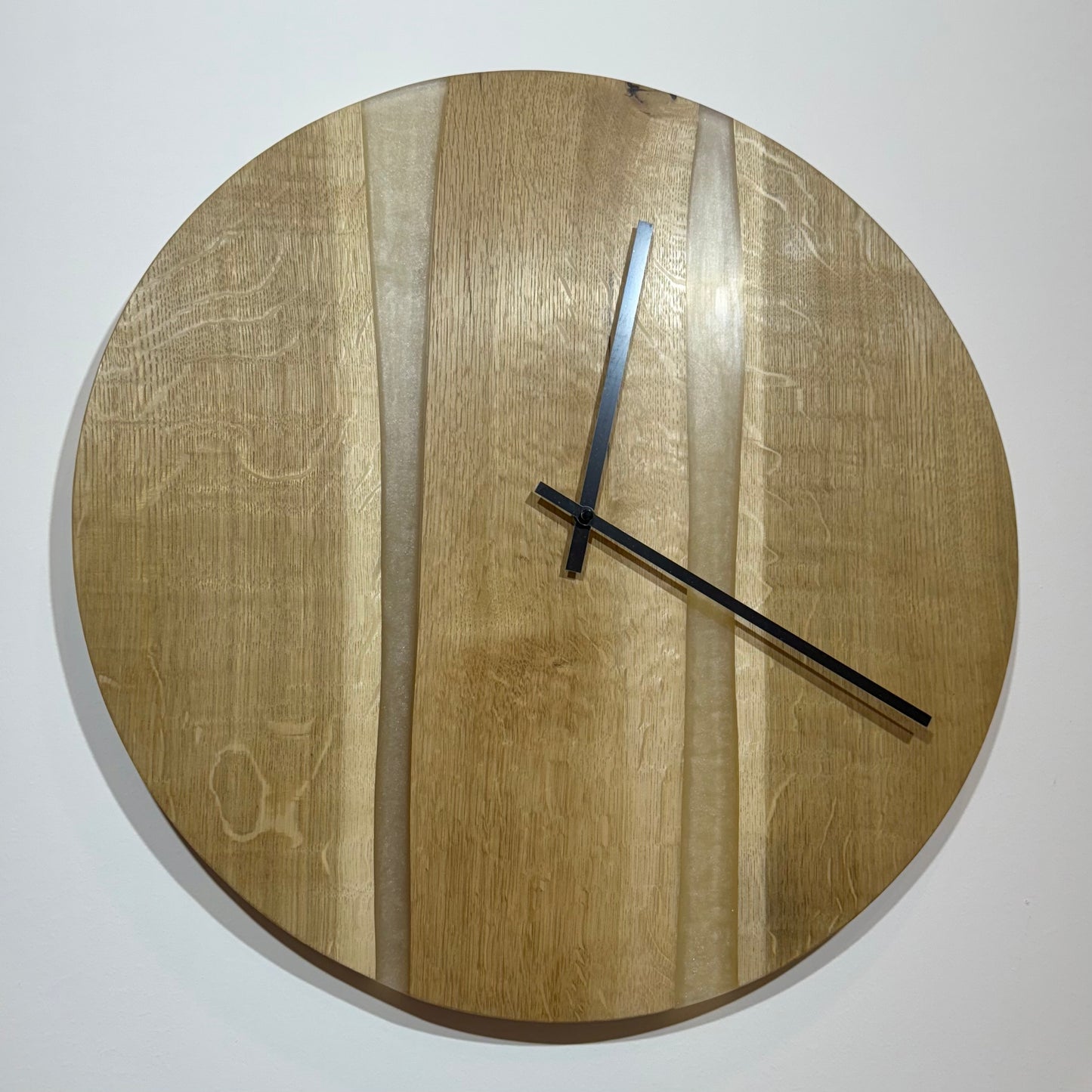 Orologio da parete in legno e resina bianca perlata Ø58cm