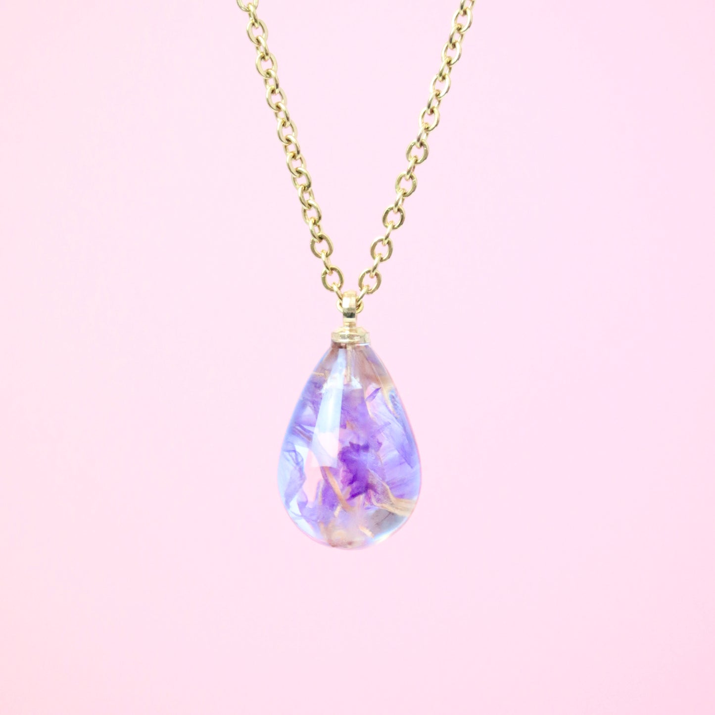 Collana RUGIADA in acciaio inossidabile e ciondolo in resina con Statice viola