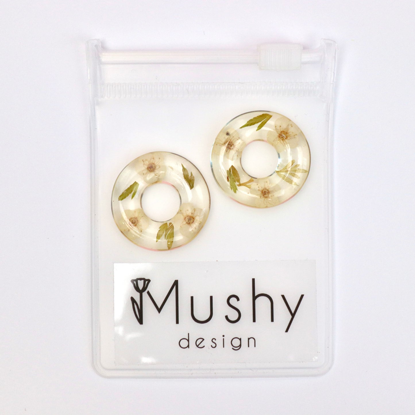 Ciondoli INTERCAMBIABILI per orecchini a cerchio BLOOM - fiore Spirea bianco in resina