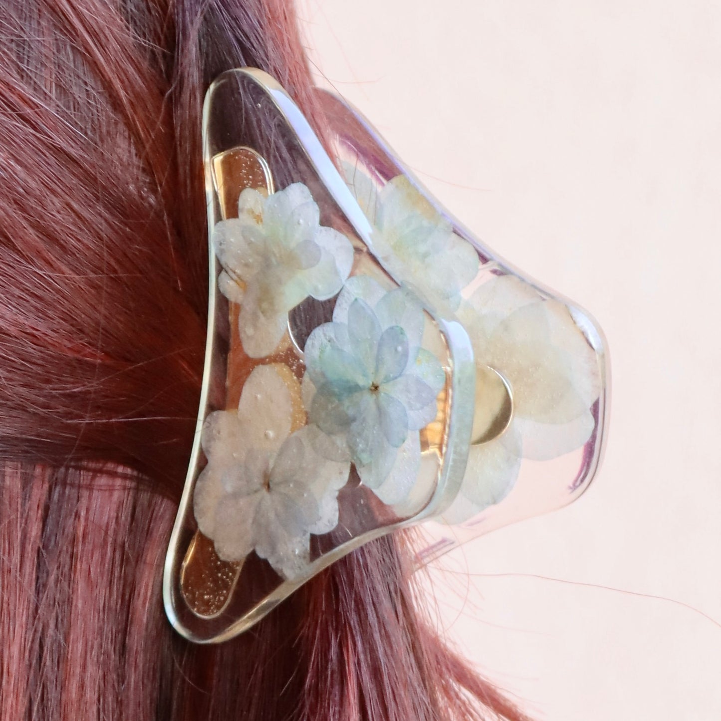 Ciappo per capelli in resina e fiori di Ortensia