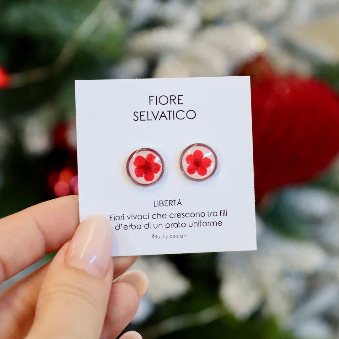Paio di orecchini a lobo in acciaio inossidabile con Fiore selvatico rosso