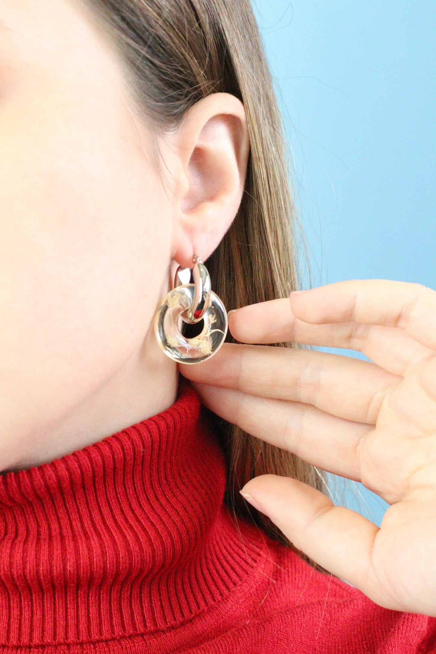 Paio di orecchini BLOOM in acciaio inossidabile e resina con Gypsophila