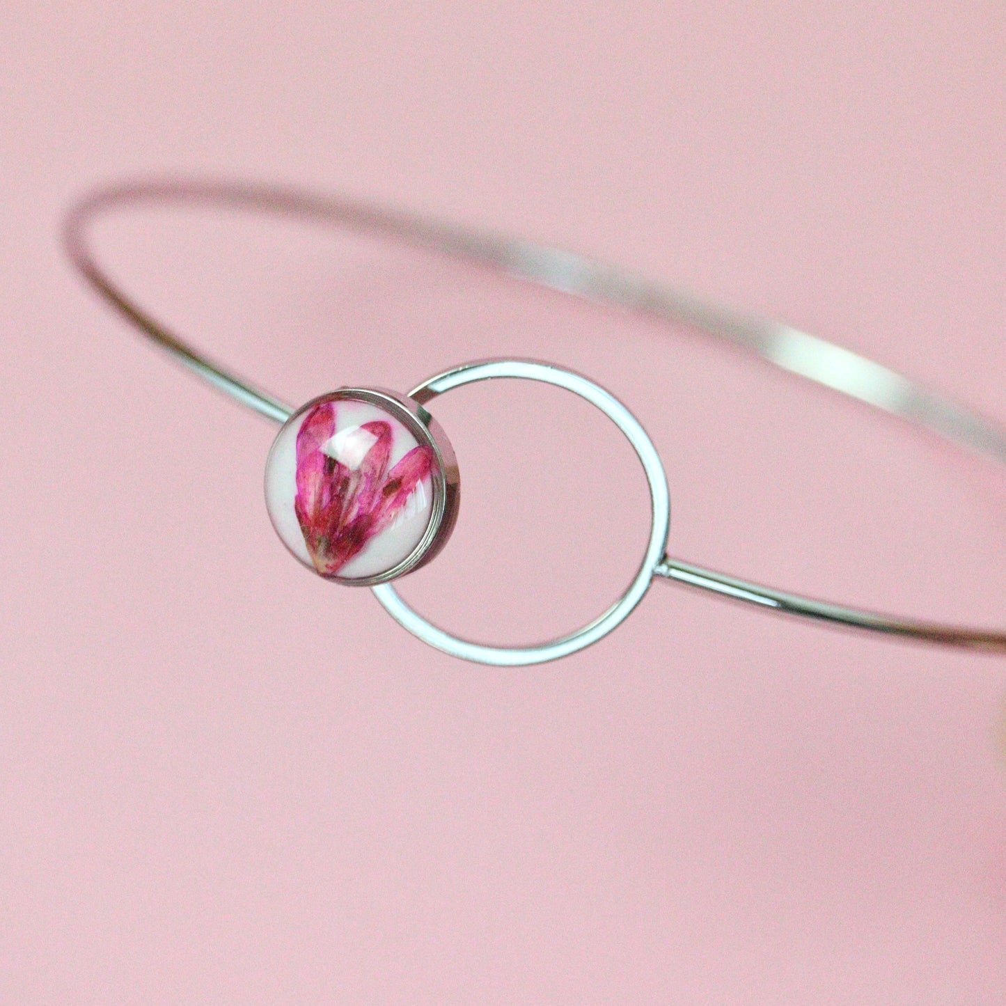 Bracciale ABBRACCIAMI in acciaio inox con resina e Lysamachia