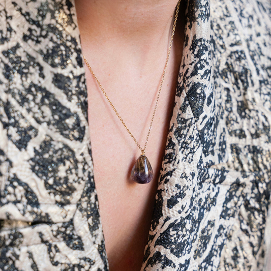 Collana RUGIADA in acciaio inossidabile e ciondolo in resina con Statice viola scuro