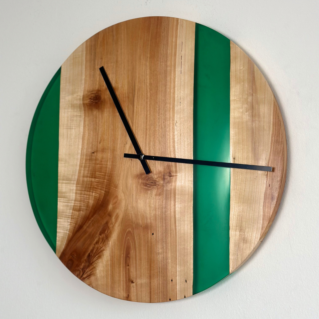 Orologio da parete in legno e resina verde Ø54cm