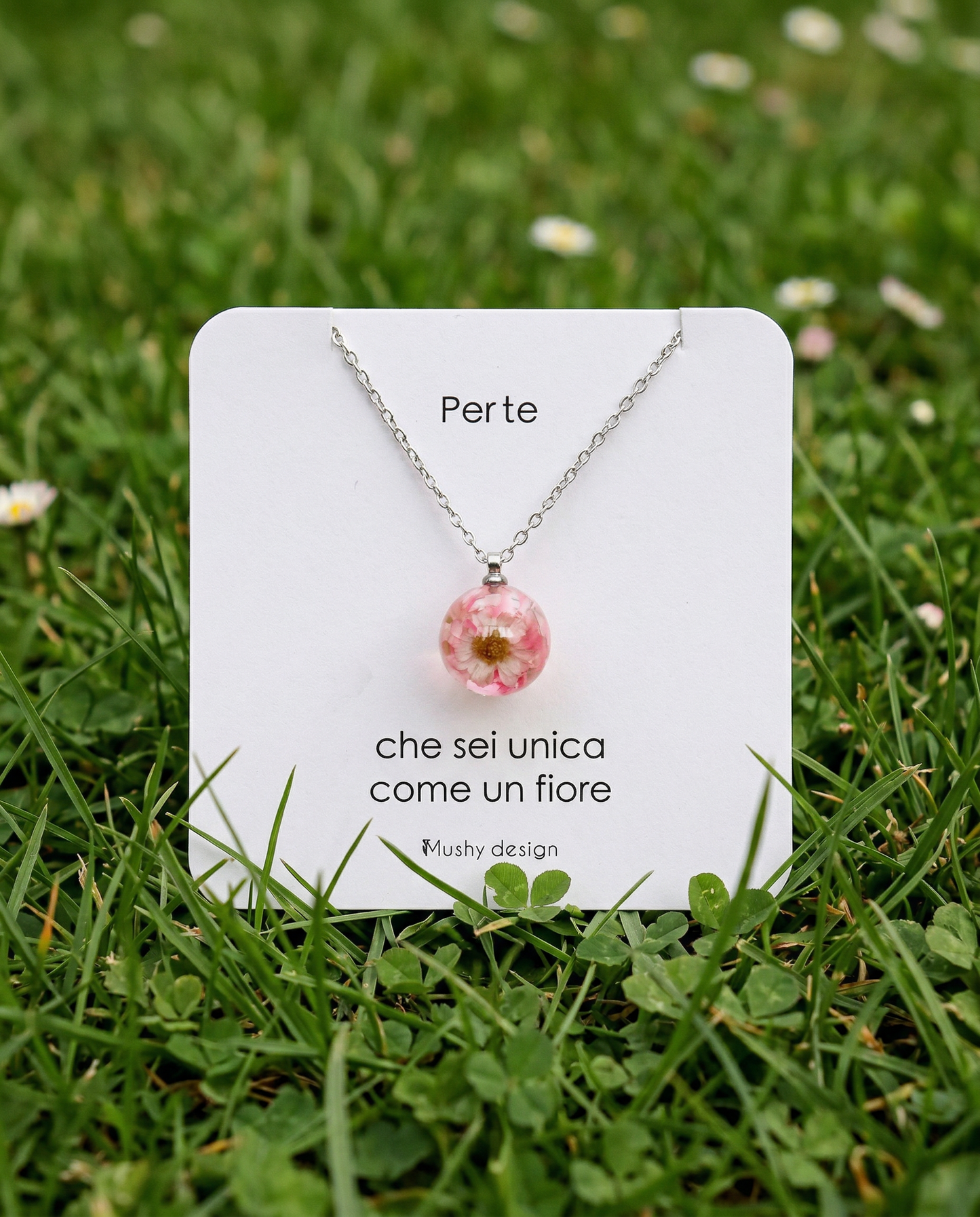 Collana BOLLA in acciaio inox con sfera in resina e fiori di Glixia rosa