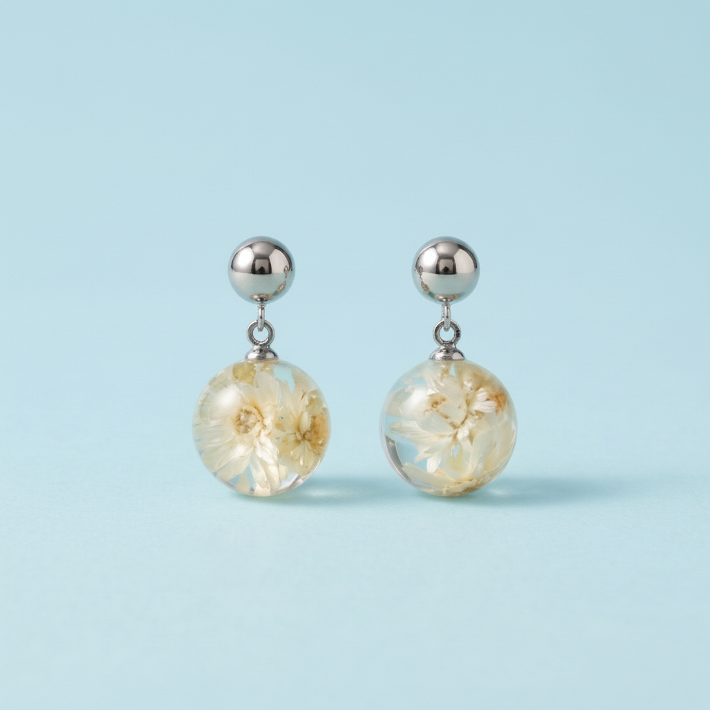 Paio di orecchini MINI BOLLE - sfere pendenti con fiore vero Glixia bianco e montatura acciaio inox
