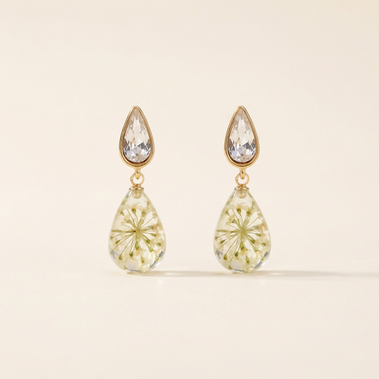 Orecchini Pendenti in Resina con Fiori Veri di Pizzo della Regina Anna bianco - RUGIADA, Acciaio Inox