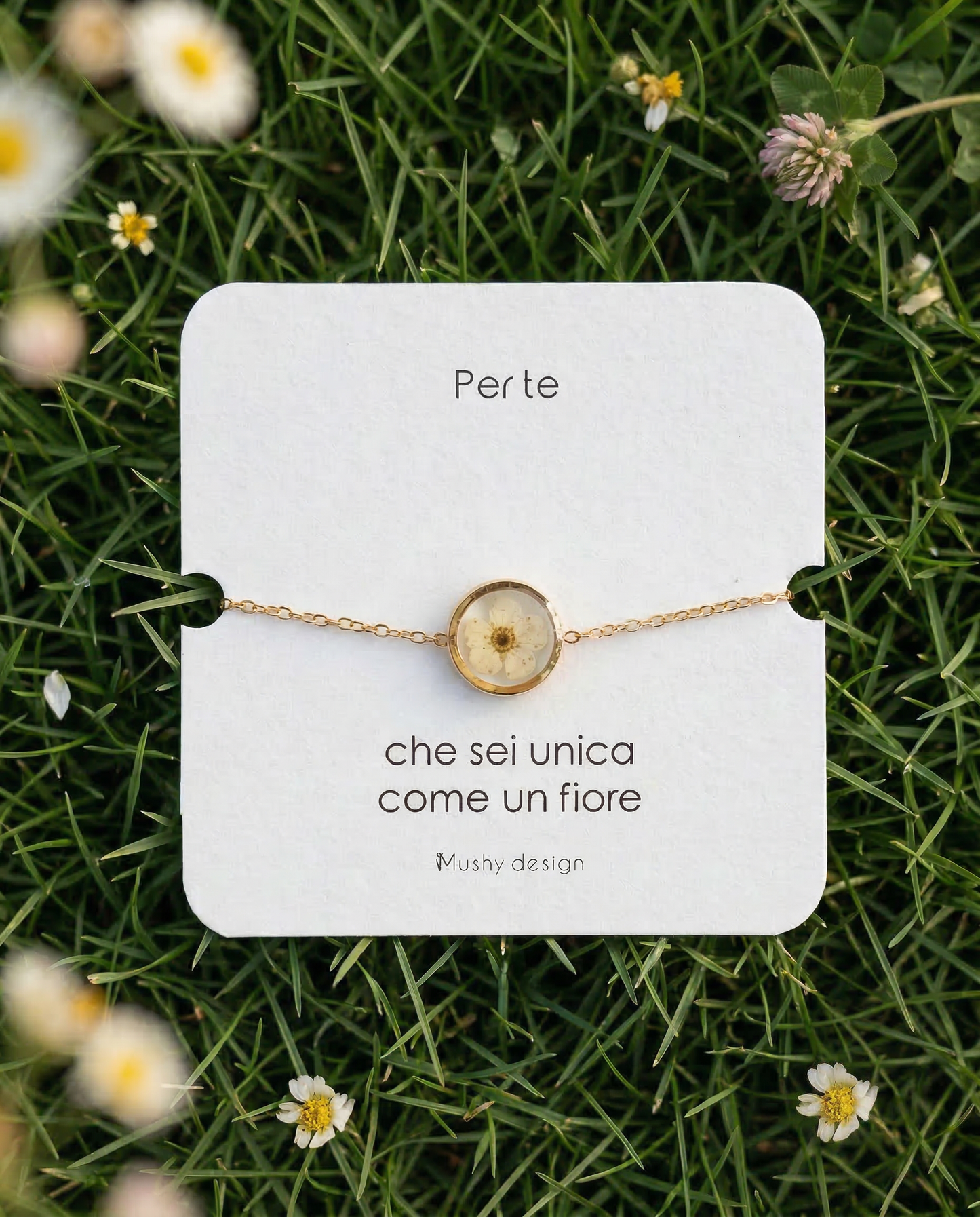 Bracciale in acciaio inox con ciondolo in resina e fiore di Biancospino